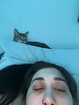 Snapshot of ThicBunz chatting on 19, 3, 2025 ThicBunz online show from 19, 3, 2025