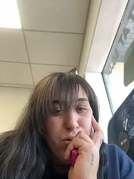 Snapshot of ThicBunz chatting on 19, 3, 2025 ThicBunz online show from 19, 3, 2025