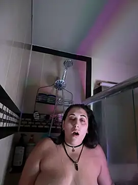 Snapshot of ThicBunz chatting on 11, 9, 2025 ThicBunz online show from 11, 9, 2025