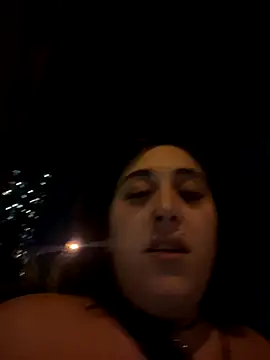 Snapshot of ThicBunz chatting on 13, 9, 2025 ThicBunz online show from 13, 9, 2025