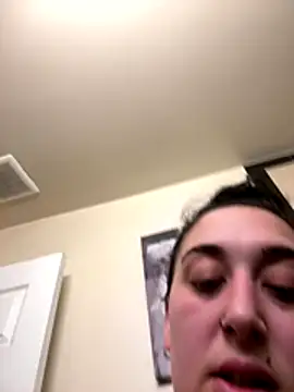 Snapshot of ThicBunz chatting on 13, 10, 2025 ThicBunz online show from 13, 10, 2025