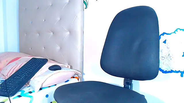 Snapshot of Megaanfox chatting on 6, 2, 2025 Megaanfox online show from 6, 2, 2025