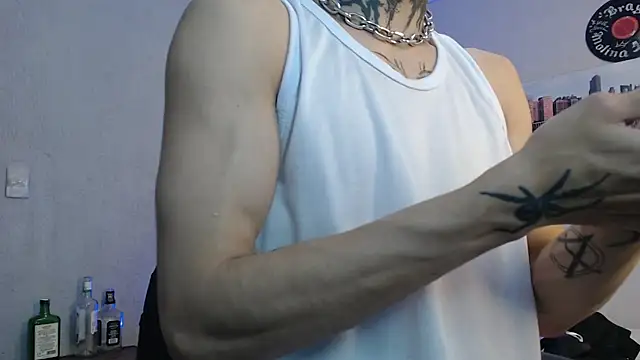 Snapshot of Andy_bapho chatting on 11, 1, 2025 Andy bapho online show from 11, 1, 2025