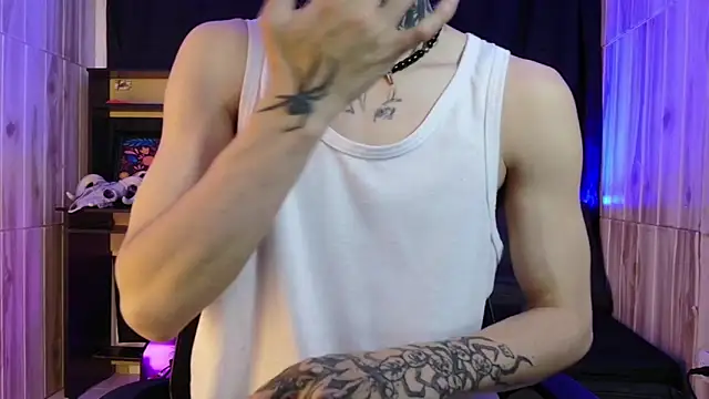 Snapshot of Andy_bapho chatting on 18, 2, 2025 Andy bapho online show from 18, 2, 2025