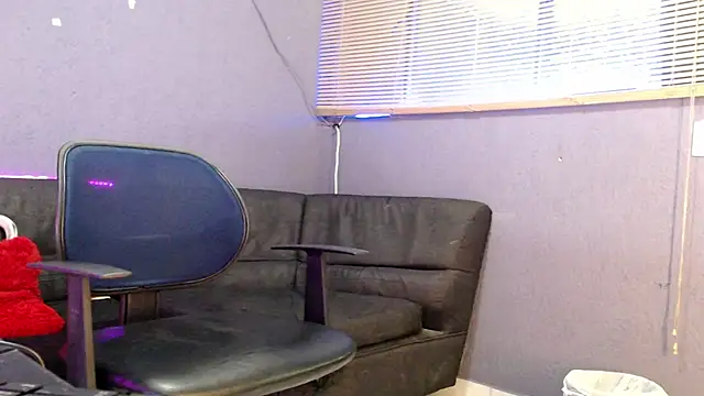 Snapshot of Andy_bapho chatting on 19, 10, 2025 Andy bapho online show from 19, 10, 2025