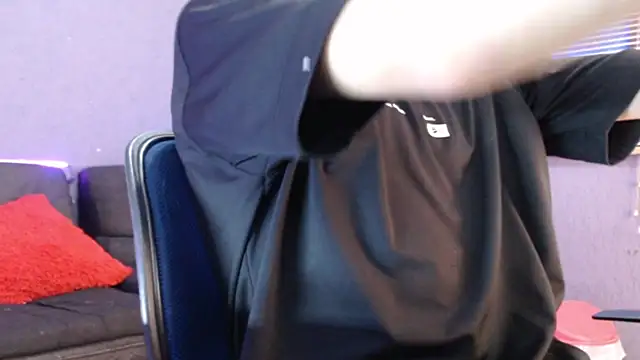 Snapshot of Andy_bapho chatting on 25, 11, 2025 Andy bapho online show from 25, 11, 2025