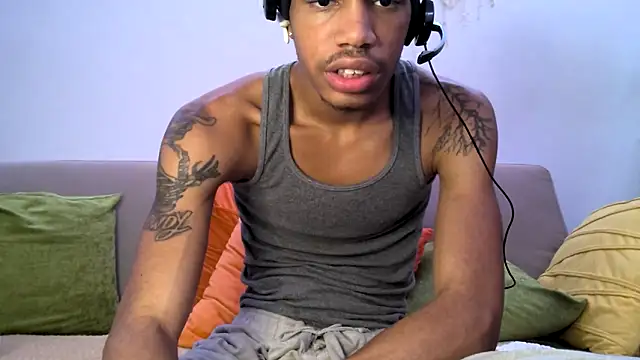 Snapshot of Skinnyblackman chatting on 20, 2, 2026 Skinnyblackman online show from 20, 2, 2026