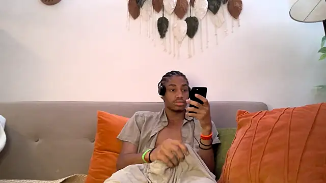 Snapshot of Skinnyblackman chatting on 22, 2, 2026 Skinnyblackman online show from 22, 2, 2026