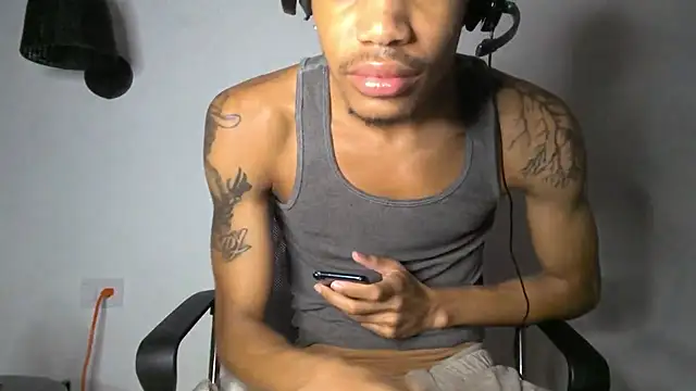 Skinnyblackman online show from 25, 6, 2026