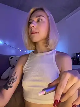 Snapshot of _urbestie_ chatting on 21, 3, 2026 urbestie online show from 21, 3, 2026