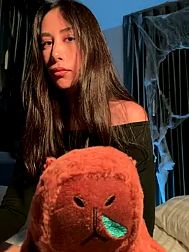 Snapshot of Sophiehii chatting on 4, 11, 2025 Sophiehii online show from 4, 11, 2025