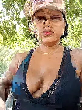 Snapshot of anaesca chatting on 13, 9, 2025 anaesca online show from 13, 9, 2025