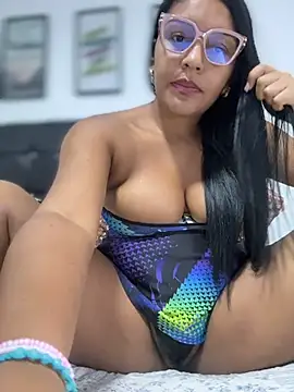 anaesca online show from 24, 7, 2026