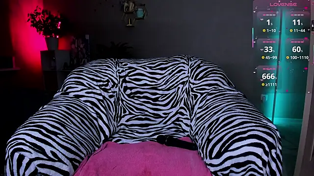 Tanya Acid online show from 16, 2, 2025