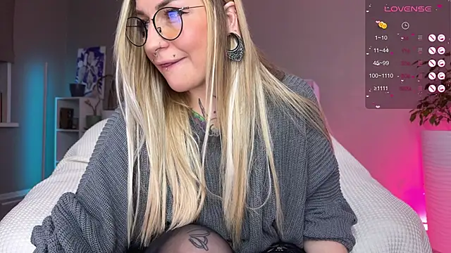 Tanya Acid online show from 18, 12, 2025