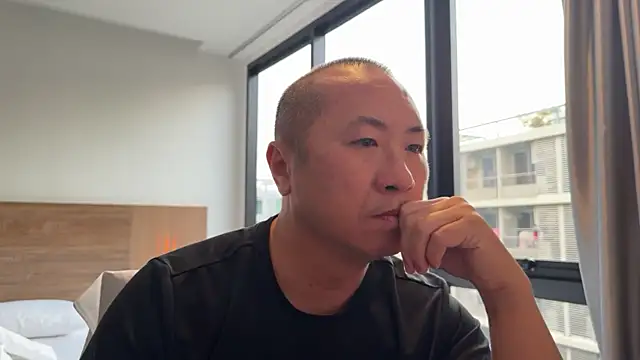 chih515 online show from 12, 4, 2026