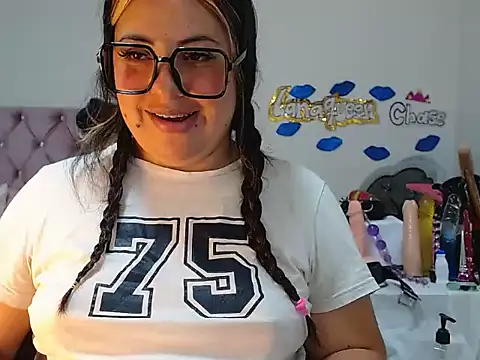 Snapshot of lanaqueen699 chatting on 11, 2, 2025 lanaqueen699 online show from 11, 2, 2025