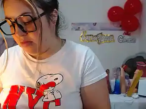 Snapshot of lanaqueen699 chatting on 13, 2, 2025 lanaqueen699 online show from 13, 2, 2025