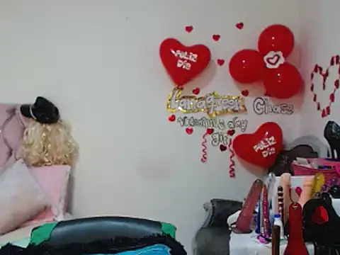 Snapshot of lanaqueen699 chatting on 19, 2, 2025 lanaqueen699 online show from 19, 2, 2025