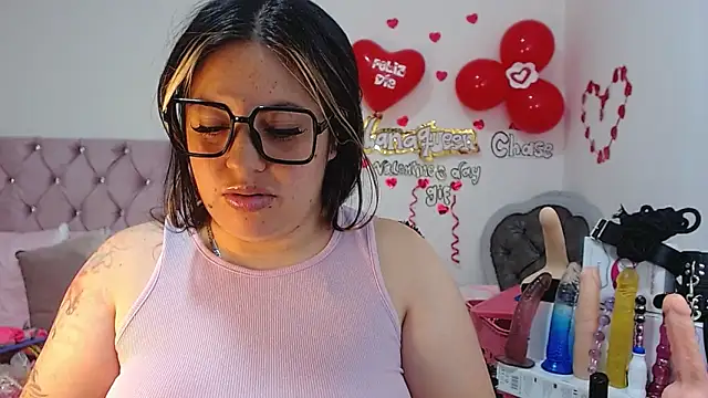 Snapshot of lanaqueen699 chatting on 4, 3, 2025 lanaqueen699 online show from 4, 3, 2025