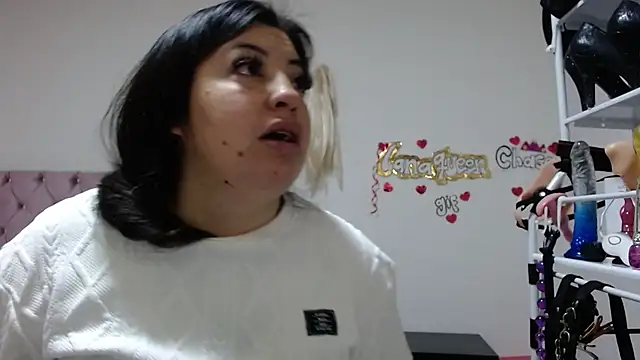 Snapshot of lanaqueen699 chatting on 9, 10, 2025 lanaqueen699 online show from 9, 10, 2025