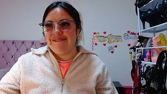 Snapshot of lanaqueen699 chatting on 17, 10, 2025 lanaqueen699 online show from 17, 10, 2025