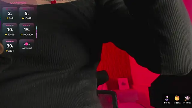 Melany Luv online show from 8, 11, 2025