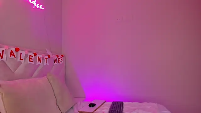  angela x online show from 17, 2, 2025