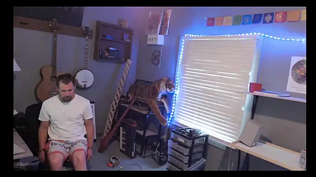Snapshot of itsjameswebbscope chatting on 2, 5, 2026 itsjameswebbscope online show from 2, 5, 2026