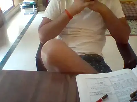 Snapshot of bigvorn6 chatting on 15, 3, 2025 bigvorn6 online show from 15, 3, 2025