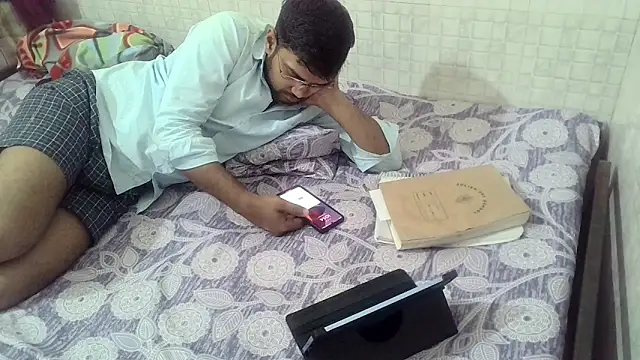 Snapshot of bigvorn6 chatting on 11, 4, 2026 bigvorn6 online show from 11, 4, 2026