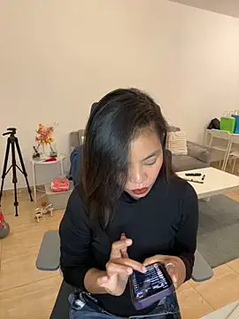 Snapshot of NaughtyMe chatting on 7, 12, 2024 NaughtyMe online show from 7, 12, 2024