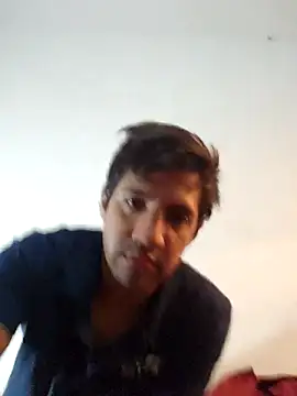 Snapshot of LiosArmando420 chatting on 30, 11, 2025 LiosArmando420 online show from 30, 11, 2025