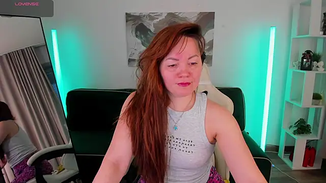 Snapshot of VanessaSmuth chatting on 18, 2, 2026 VanessaSmuth online show from 18, 2, 2026