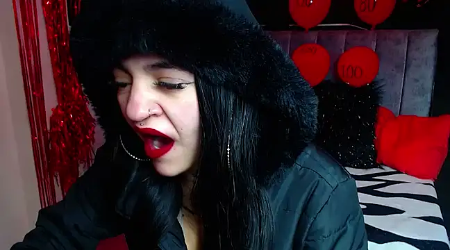 Violettasquirt online show from 7, 3, 2025