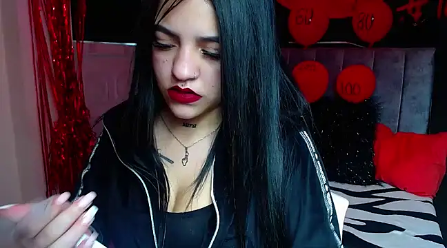 Violettasquirt online show from 8, 3, 2025