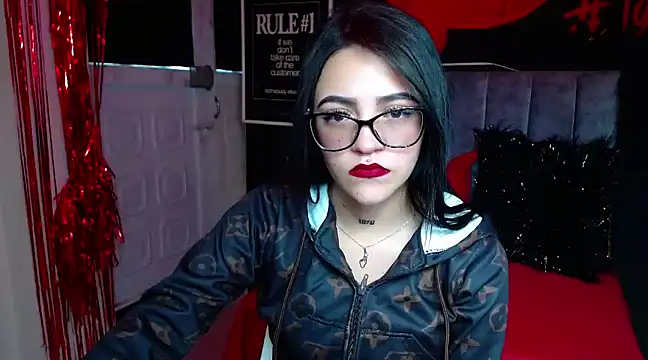 Violettasquirt online show from 17, 3, 2025