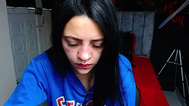 Snapshot of Violettasquirt chatting on 13, 5, 2026 Violettasquirt online show from 13, 5, 2026