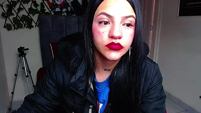 Snapshot of Violettasquirt chatting on 27, 5, 2026 Violettasquirt online show from 27, 5, 2026