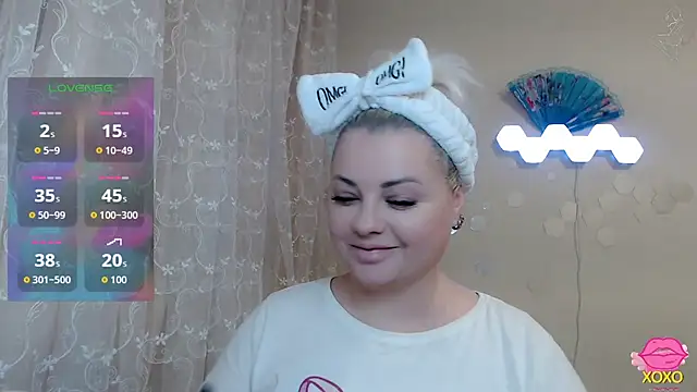 Snapshot of JewellKiss7 chatting on 13, 11, 2025 JewellKiss7 online show from 13, 11, 2025