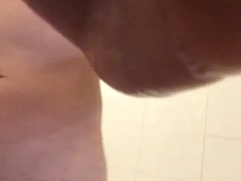 lolaisagoodtime online show from 8, 3, 2025