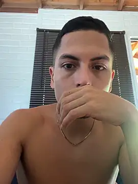 Snapshot of SAMUEL_OBRIAN chatting on 1, 2, 2025 SAMUEL OBRIAN online show from 1, 2, 2025