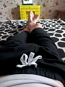 Snapshot of red_red00 chatting on 1, 2, 2025 red red00 online show from 1, 2, 2025