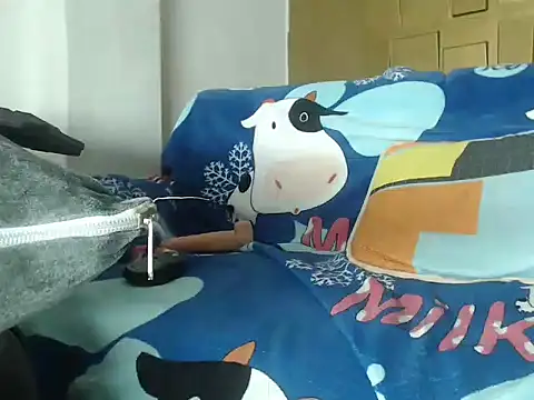 Snapshot of latinboydig chatting on 10, 2, 2025 latinboydig online show from 10, 2, 2025