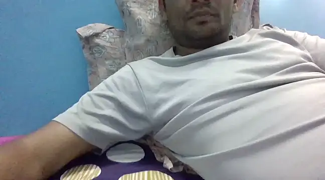 NiceBoy9099 online show from 9, 3, 2025