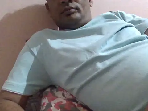 Snapshot of NiceBoy9099 chatting on 11, 5, 2026 NiceBoy9099 online show from 11, 5, 2026