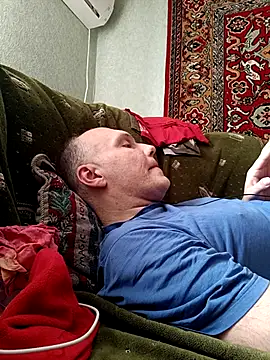 Snapshot of Pineapple04 chatting on 8, 5, 2026 Pineapple04 online show from 8, 5, 2026