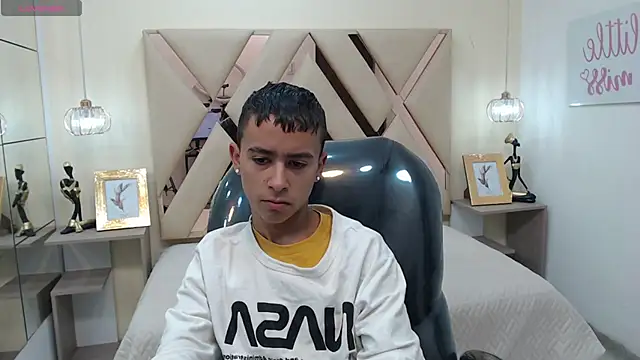 Xavii18 online show from 21, 1, 2025