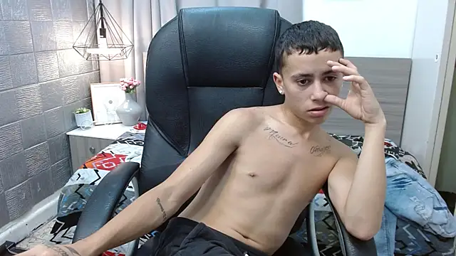 Xavii18 online show from 15, 2, 2025