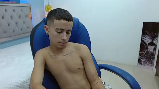 Xavii18 online show from 1, 3, 2025